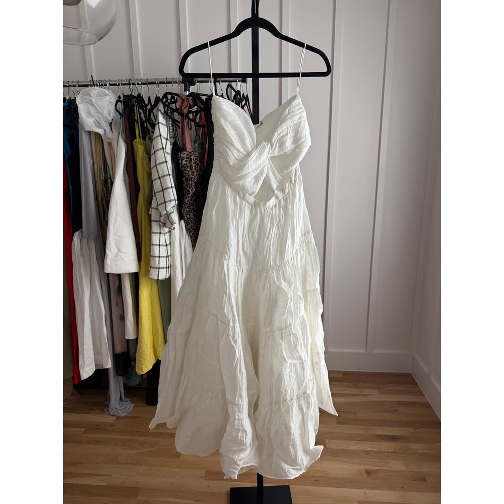 Alexis Olivienne Dress White - Picture 10 of 11